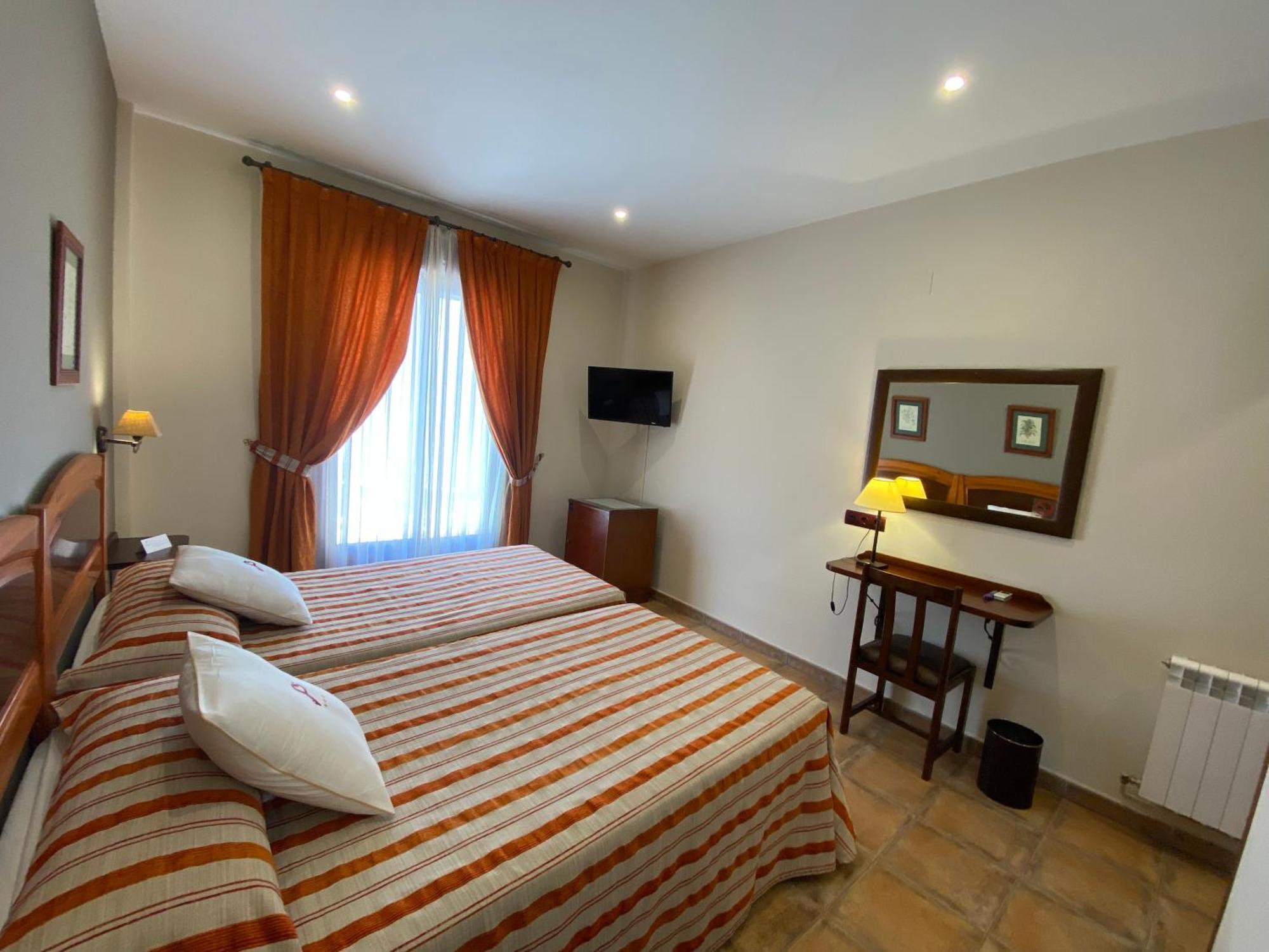 Hospedium Hotel Retiro Del Maestre Almagro Exterior photo