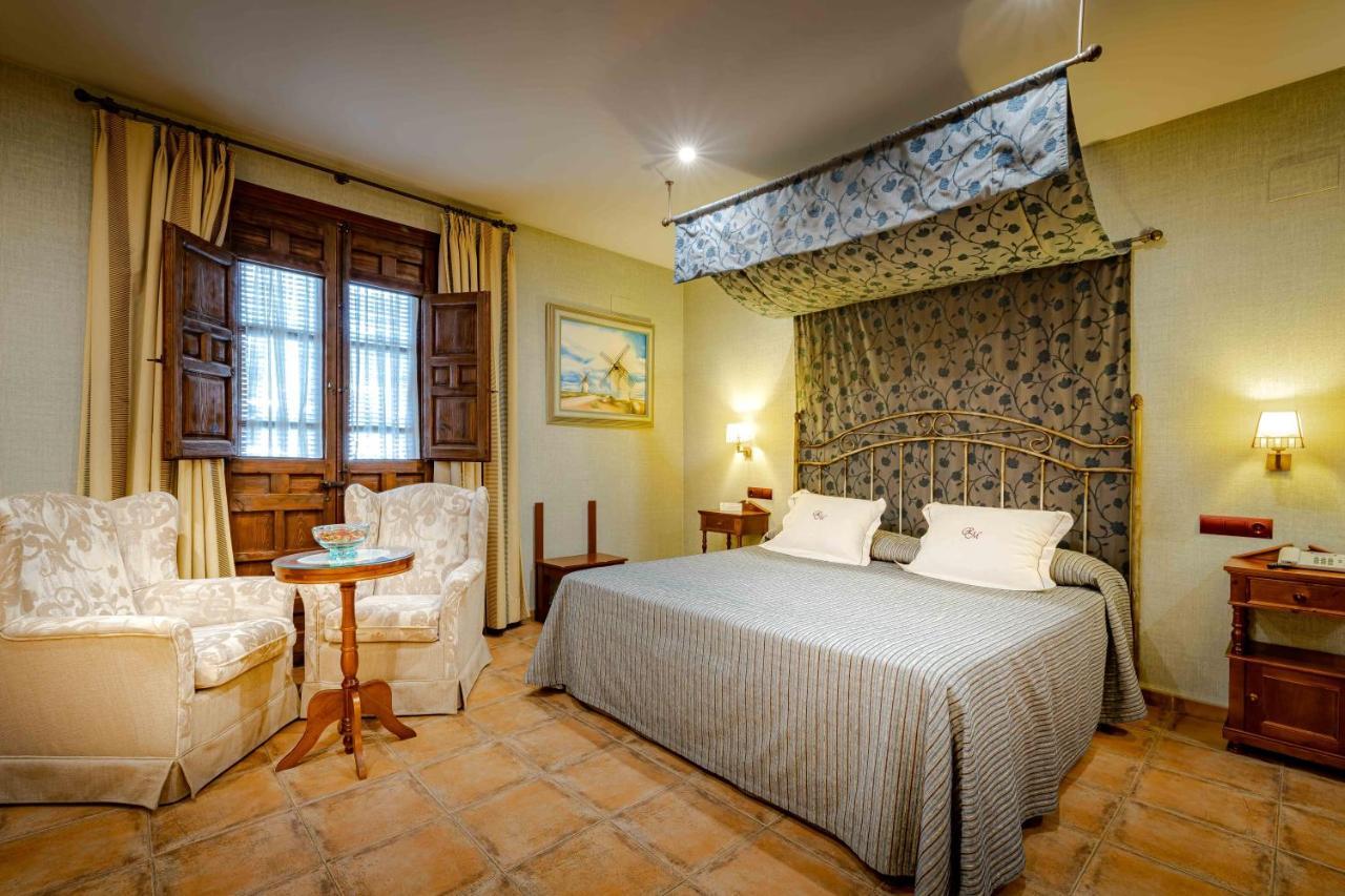 Hospedium Hotel Retiro Del Maestre Almagro Exterior photo